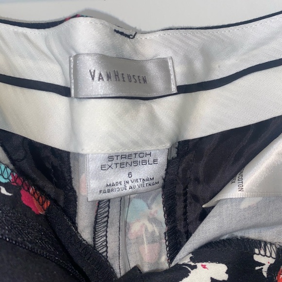 NWT Van Heusen Pants - Picture 4 of 5